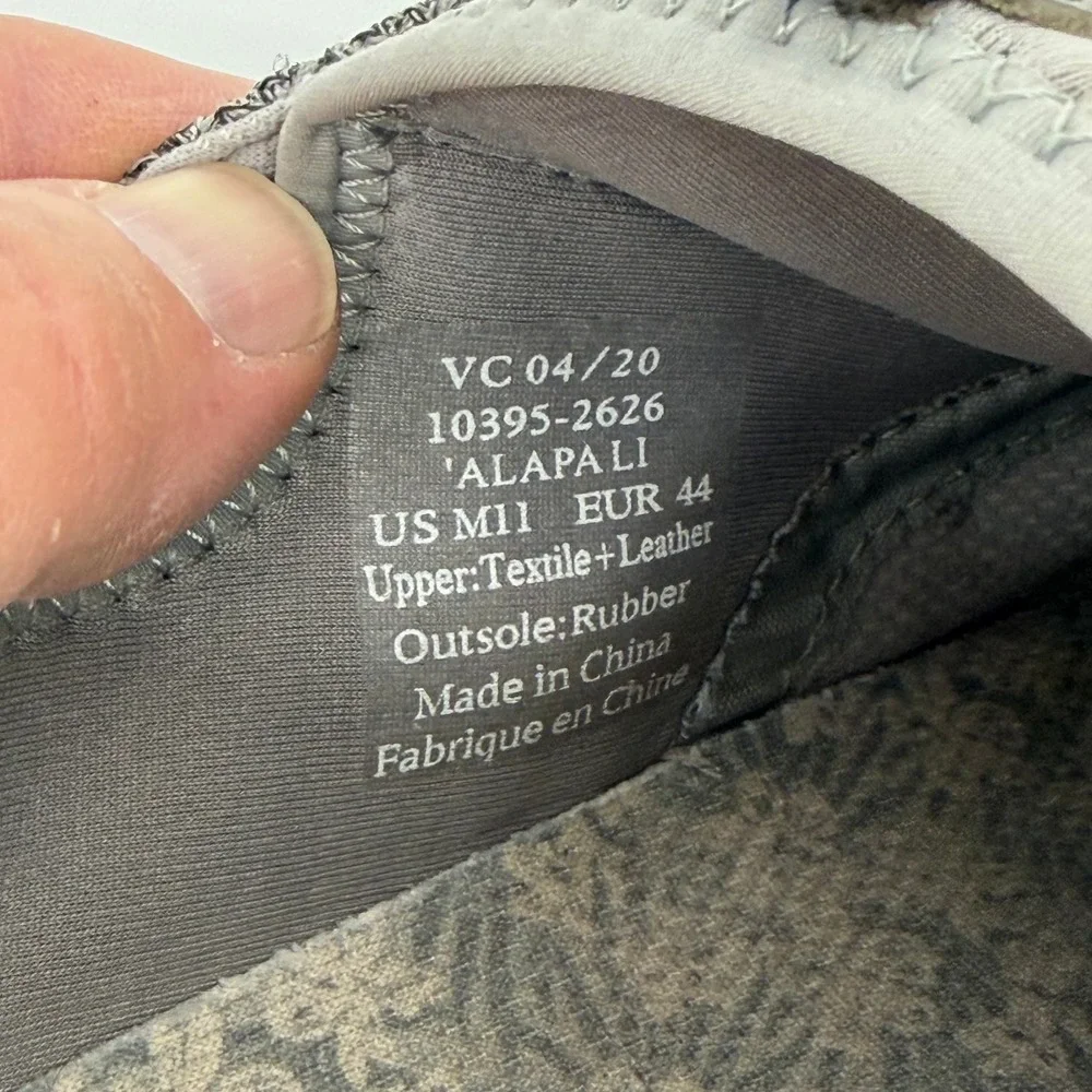 OluKai Alapa Li Sneaker Mens 11 Grey Charcoal Textile Leather Slip On 10395-2626